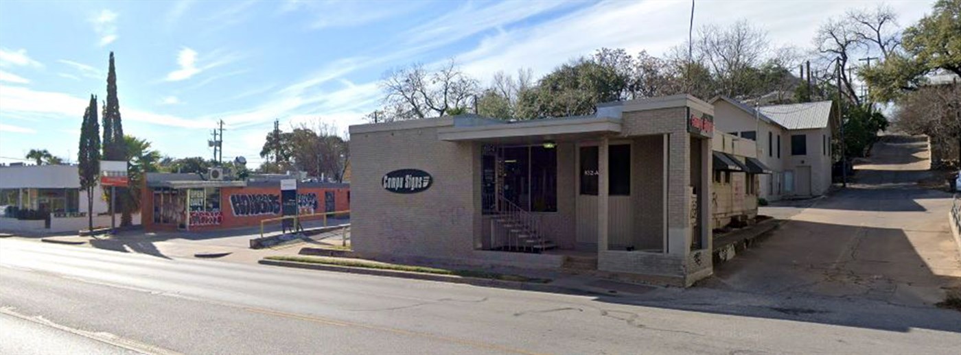 632 N Lamar Blvd