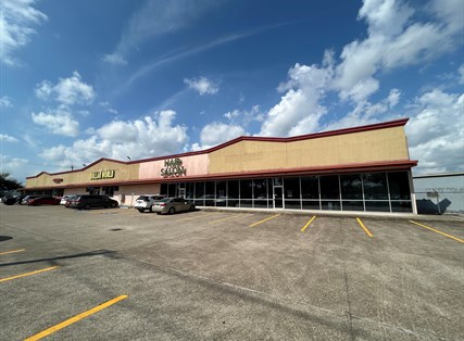Fuqua Retail Center